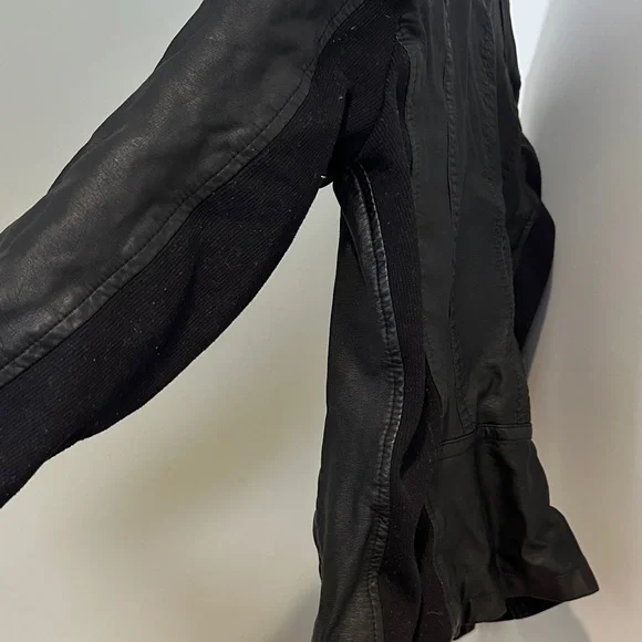 Women's Black Faux Leather Jacket - Picture 4 of 8